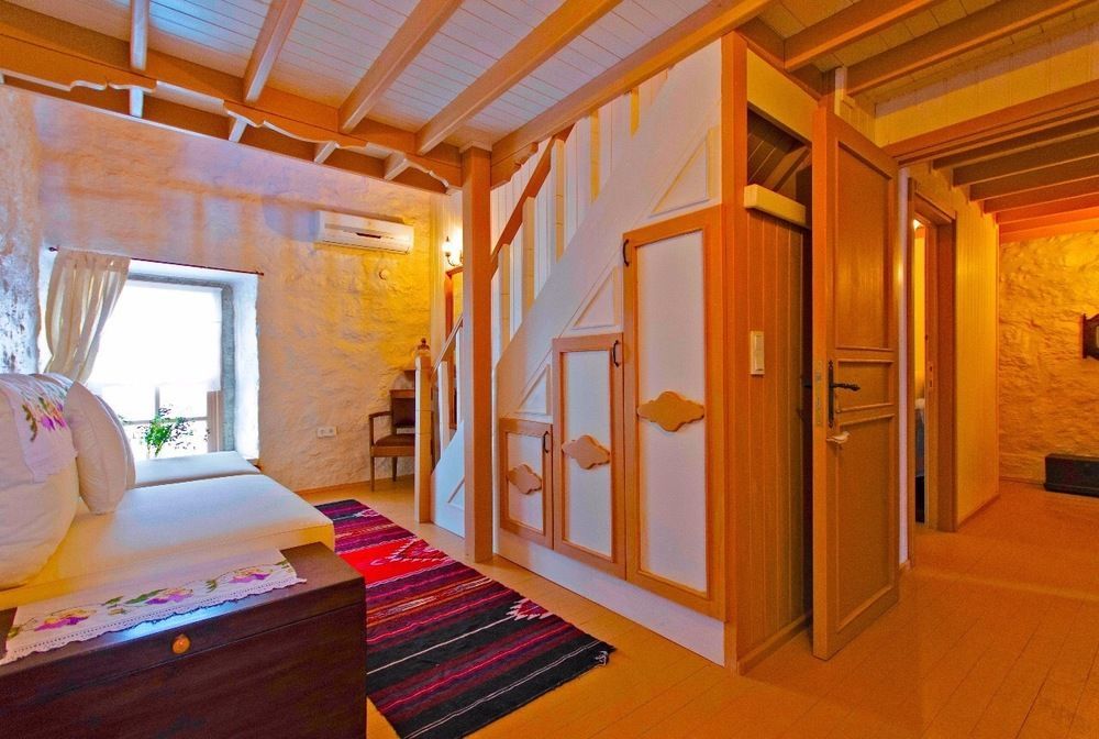 Lilyum Alacati - Tas Ev Bagian luar foto